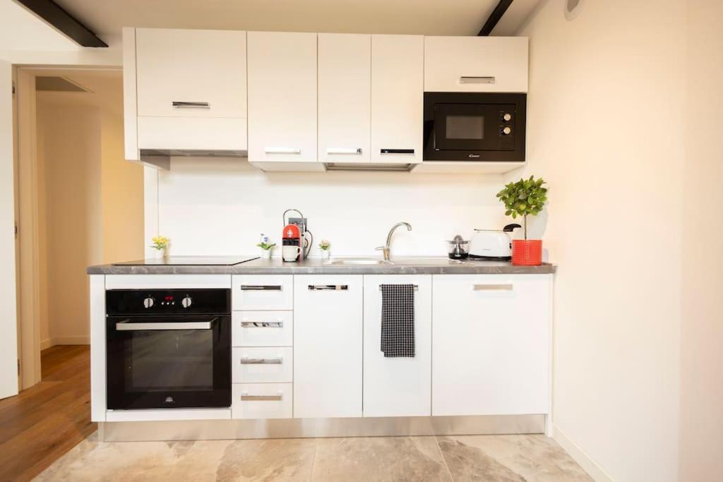 Darsena Charming Apartment By 101Flats Milão Exterior foto