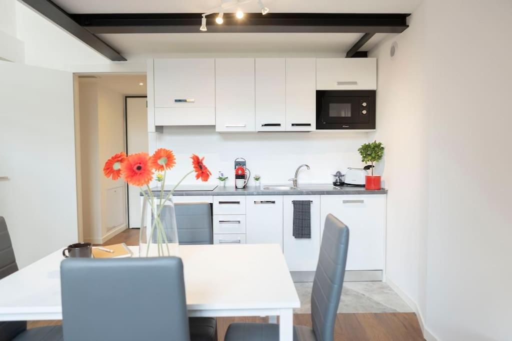 Darsena Charming Apartment By 101Flats Milão Exterior foto