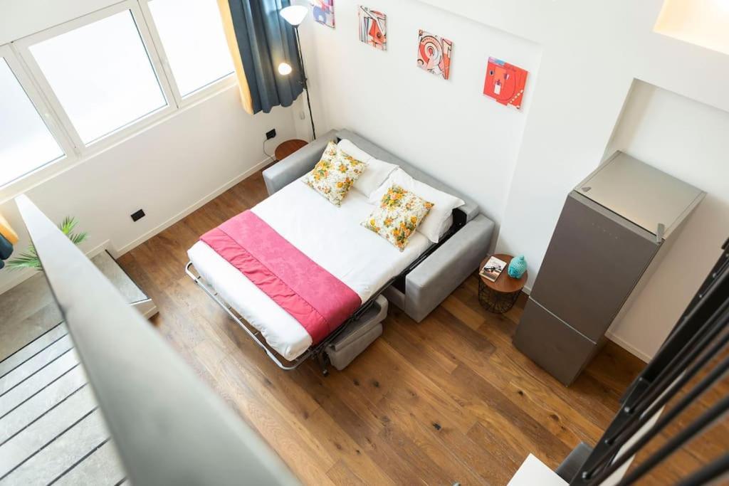 Darsena Charming Apartment By 101Flats Milão Exterior foto