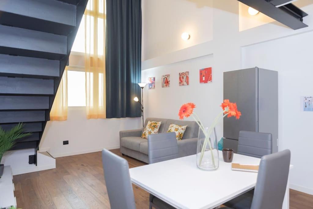 Darsena Charming Apartment By 101Flats Milão Exterior foto